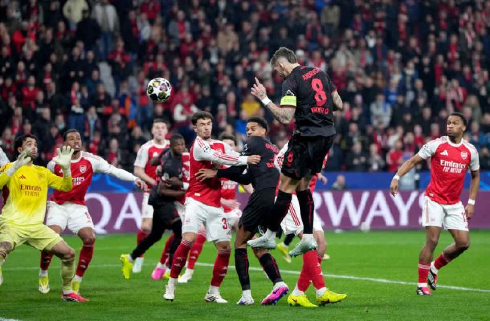 Arsenal empata com Leverkusen no fim e deixa duelo das oitavas da Champions em aberto