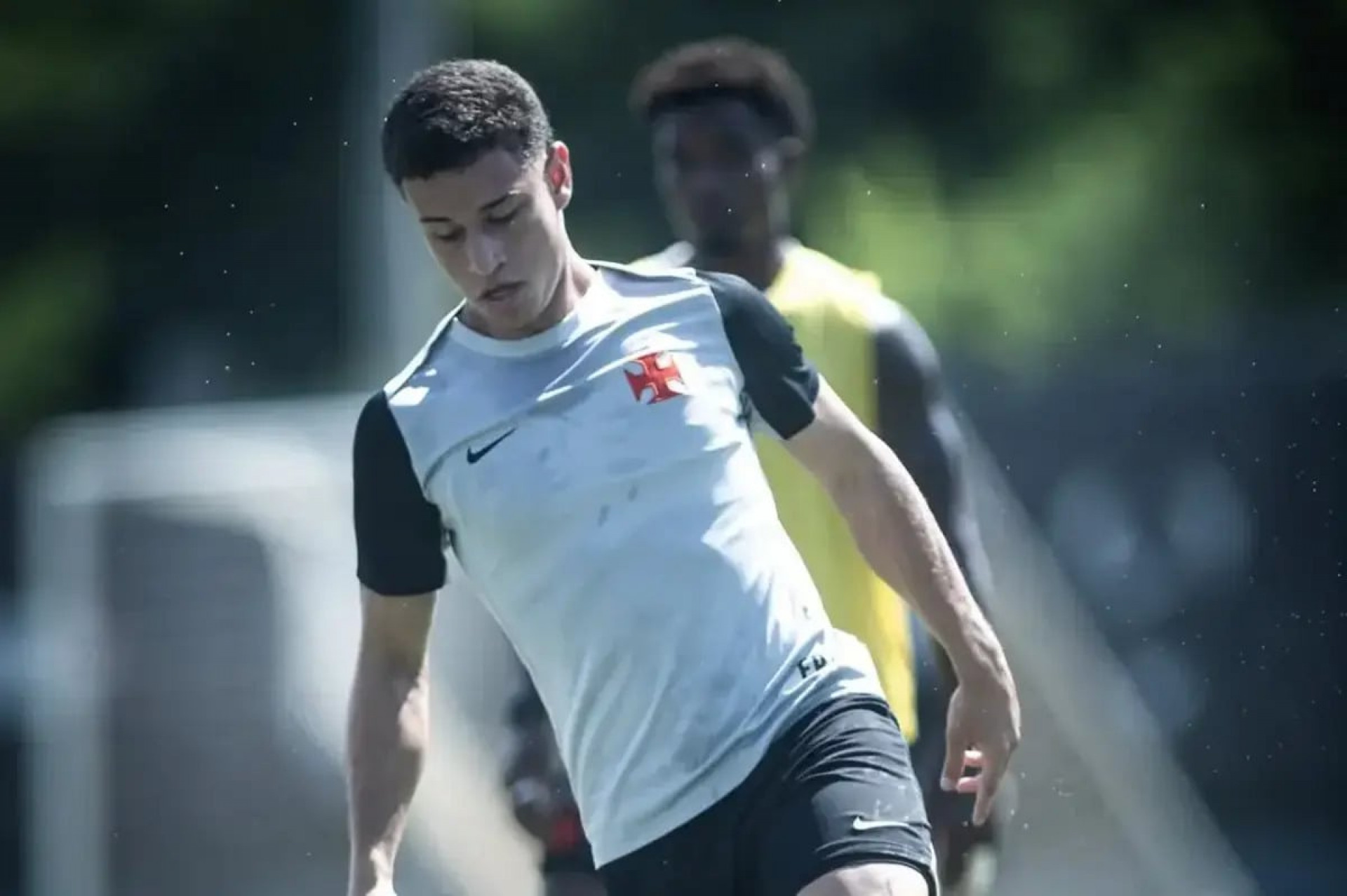 Com ataque em m&aacute; fase, Bruno Lopes integra primeiros treinos de Renato no Vasco