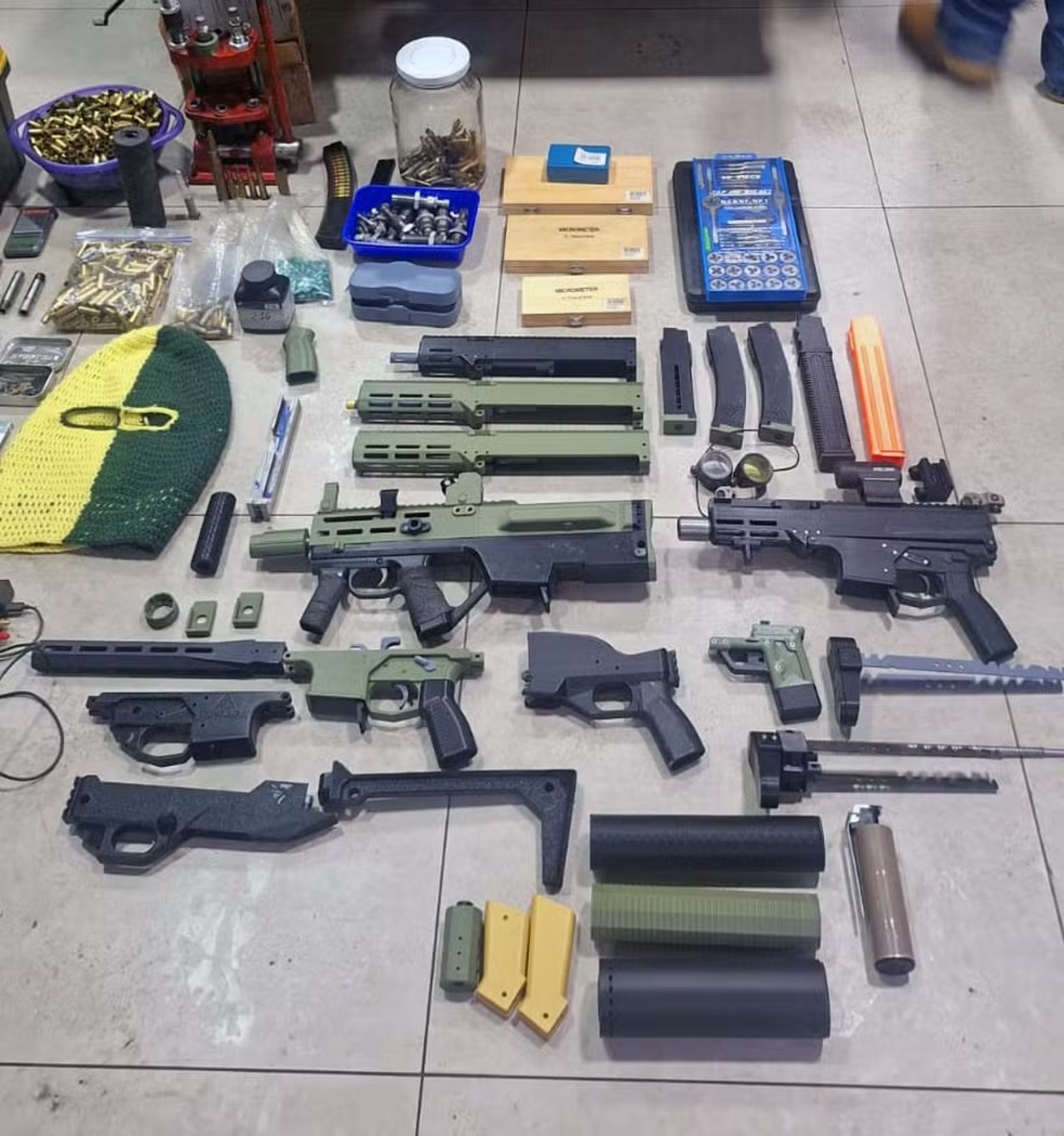 Operação mira esquema de venda de armas fabricadas em impressoras 3D - Divulgação / PCERJ