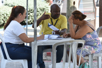 Prefeitura de Maricá leva orientação e auxílio jurídico aos bairros da cidade