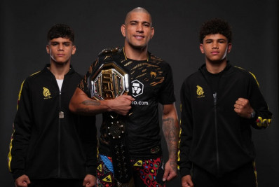 'Vamos fazer história', projeta Poatan em busca de terceiro cinturão do UFC