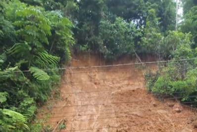 Chuva forte interdita acesso à comunidade de Paraty
