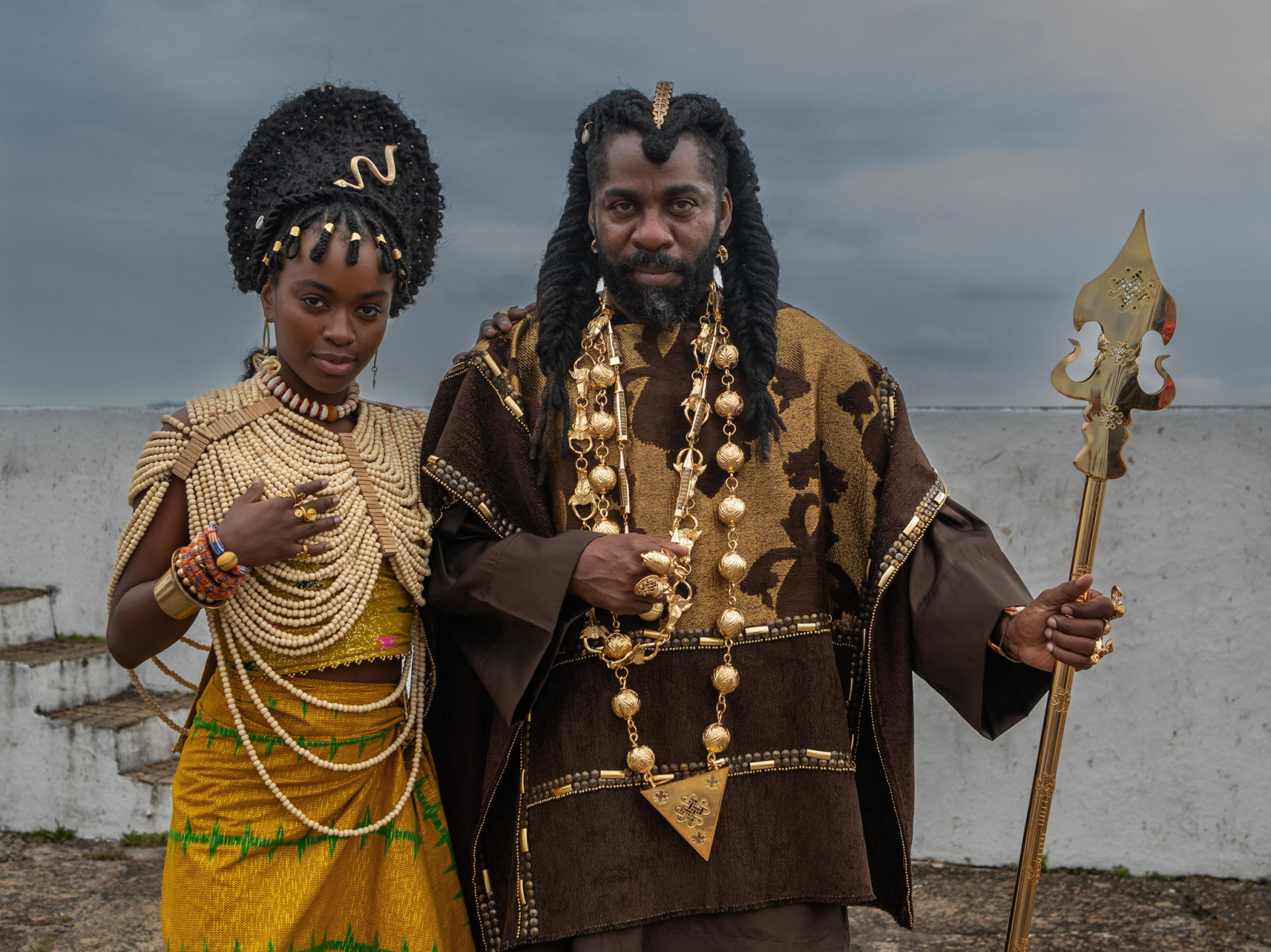 A Nobreza do Amor: Jendal (Lázaro Ramos) e sua filha Kênia (Nikolly Fernandes) - Estevam Avellar / TV Globo