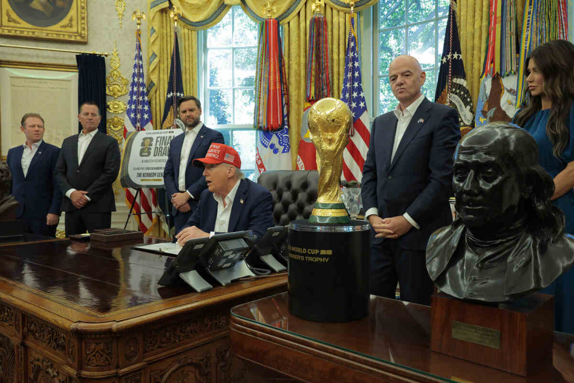 Trump libera entrada do Ir&atilde; para a Copa do Mundo, mas alerta: “N&atilde;o &eacute; apropriado”