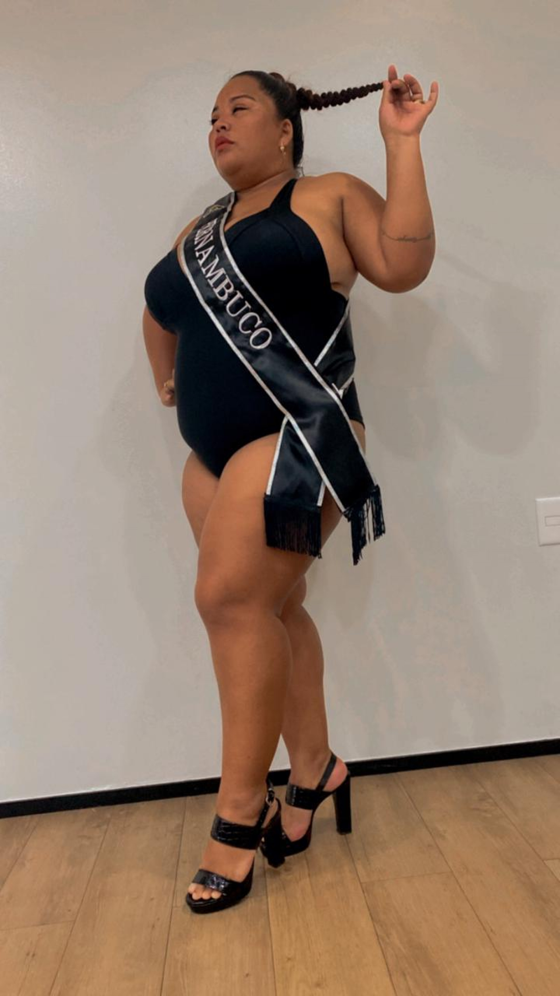Anny Barros é a vencedora do concurso 'Miss Plus Size Nacional 2026' - Divulgação