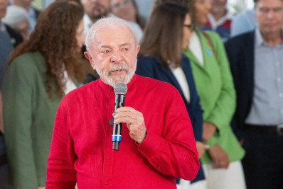 Lula critica governo Bolsonaro por políticas ambientais