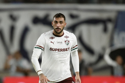 Freytes tem atuação segura em vitória em meio a chegada de concorrente na zaga