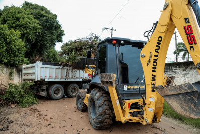 Conserlimpi intensifica retirada de entulho em Outeiro das Pedras 