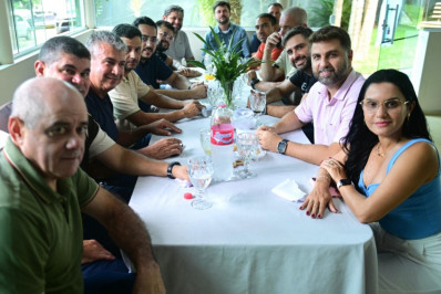 Prefeitos se unem visando defender desenvolvimento econômico