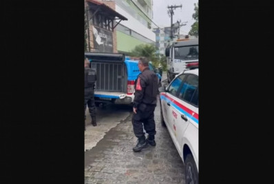 Ação conjunta entre forças de segurança resulta na prisão de foragido da Justiça em Arraial do Cabo