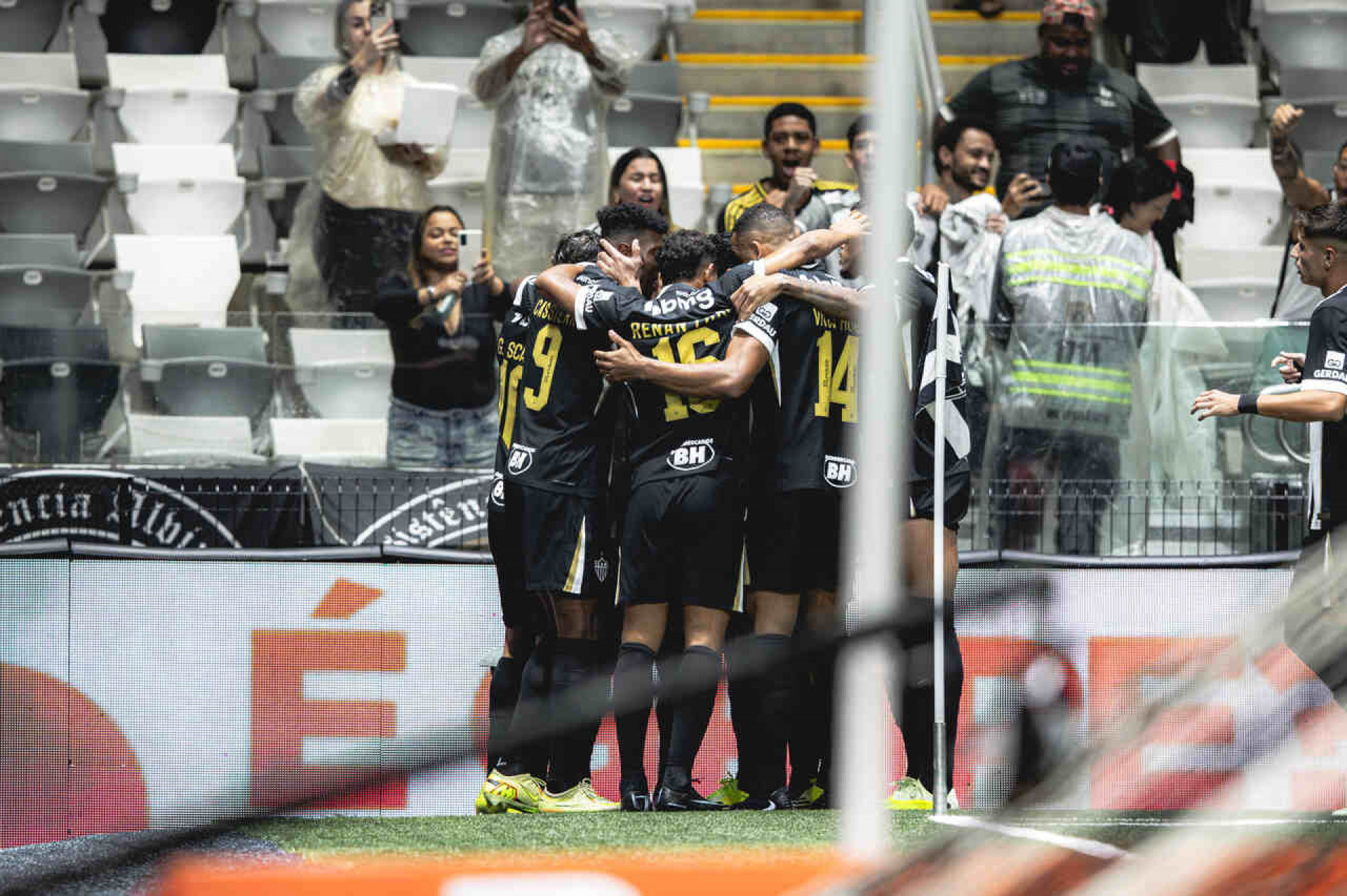 Vit&oacute;ria x Atl&eacute;tico: onde assistir, escala&ccedil;&otilde;es e arbitragem