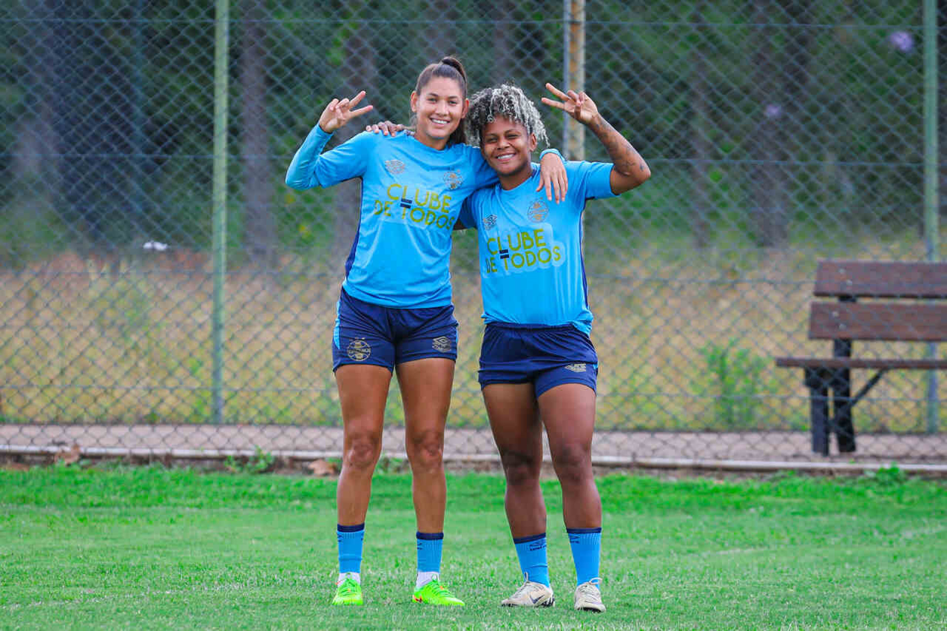 Gr&ecirc;mio x Fluminense (Feminino): onde assistir, escala&ccedil;&otilde;es e arbitragem