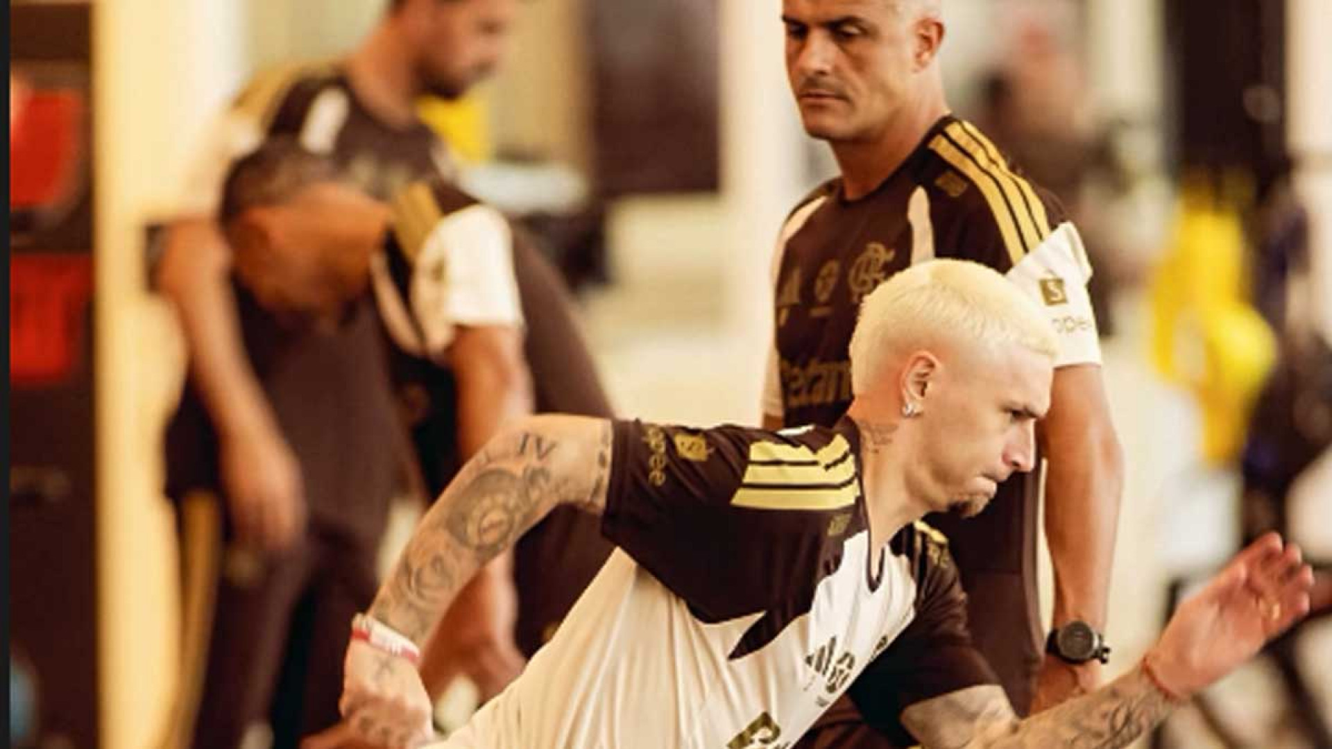 Arthur Peixoto em a&ccedil;&atilde;o em dia de treino no Flamengo - Divulga&ccedil;&atilde;o Instagram