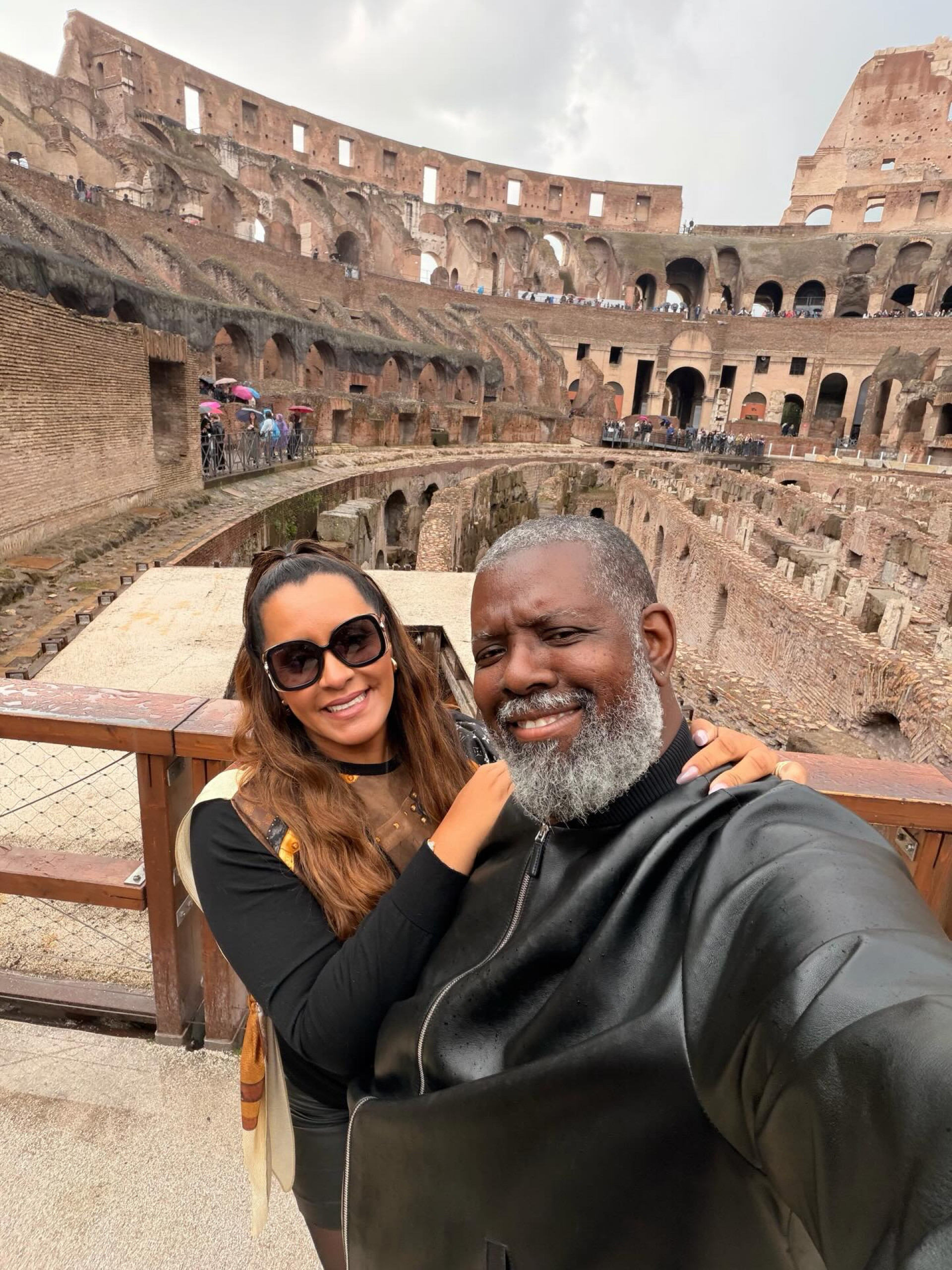 Péricles mostra momentos de férias com a esposa na Itália e se declara: 'Que presente viver você' - Reprodução Instagram