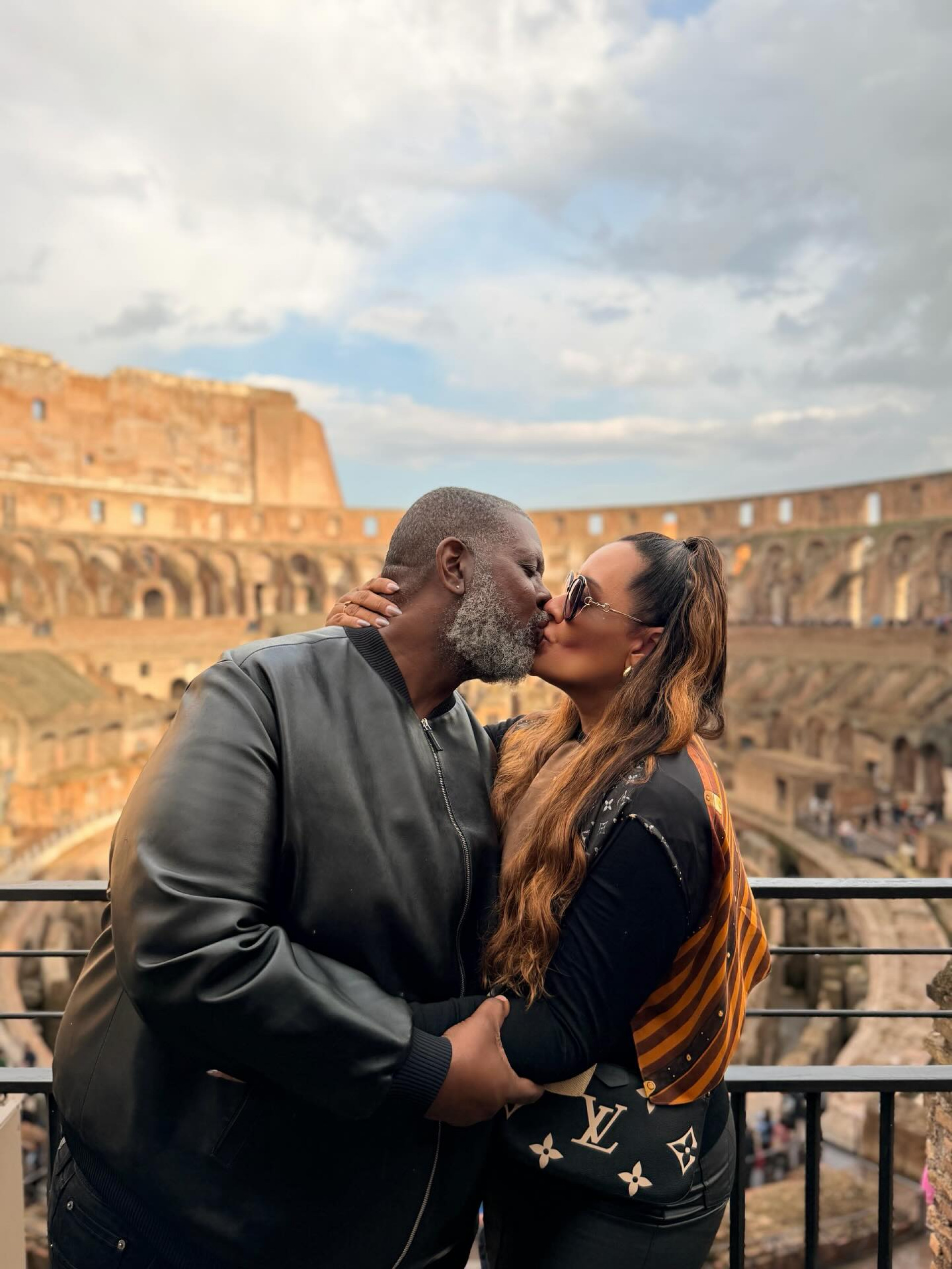 Péricles mostra momentos de férias com a esposa na Itália e se declara: 'Que presente viver você' - Reprodução Instagram