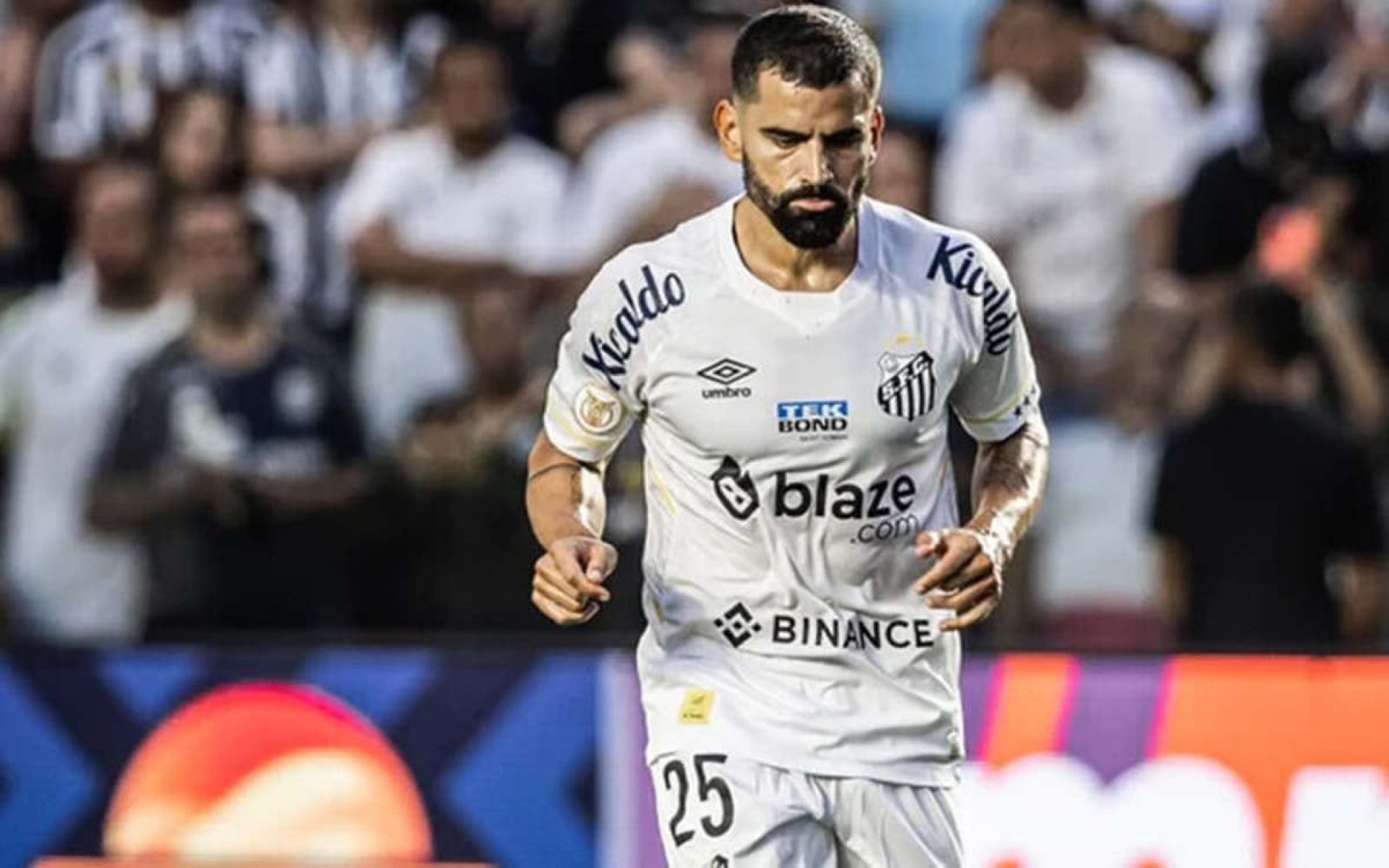 Santos n&atilde;o vai dificultar sa&iacute;da de Tom&aacute;s Rinc&oacute;n em caso de proposta