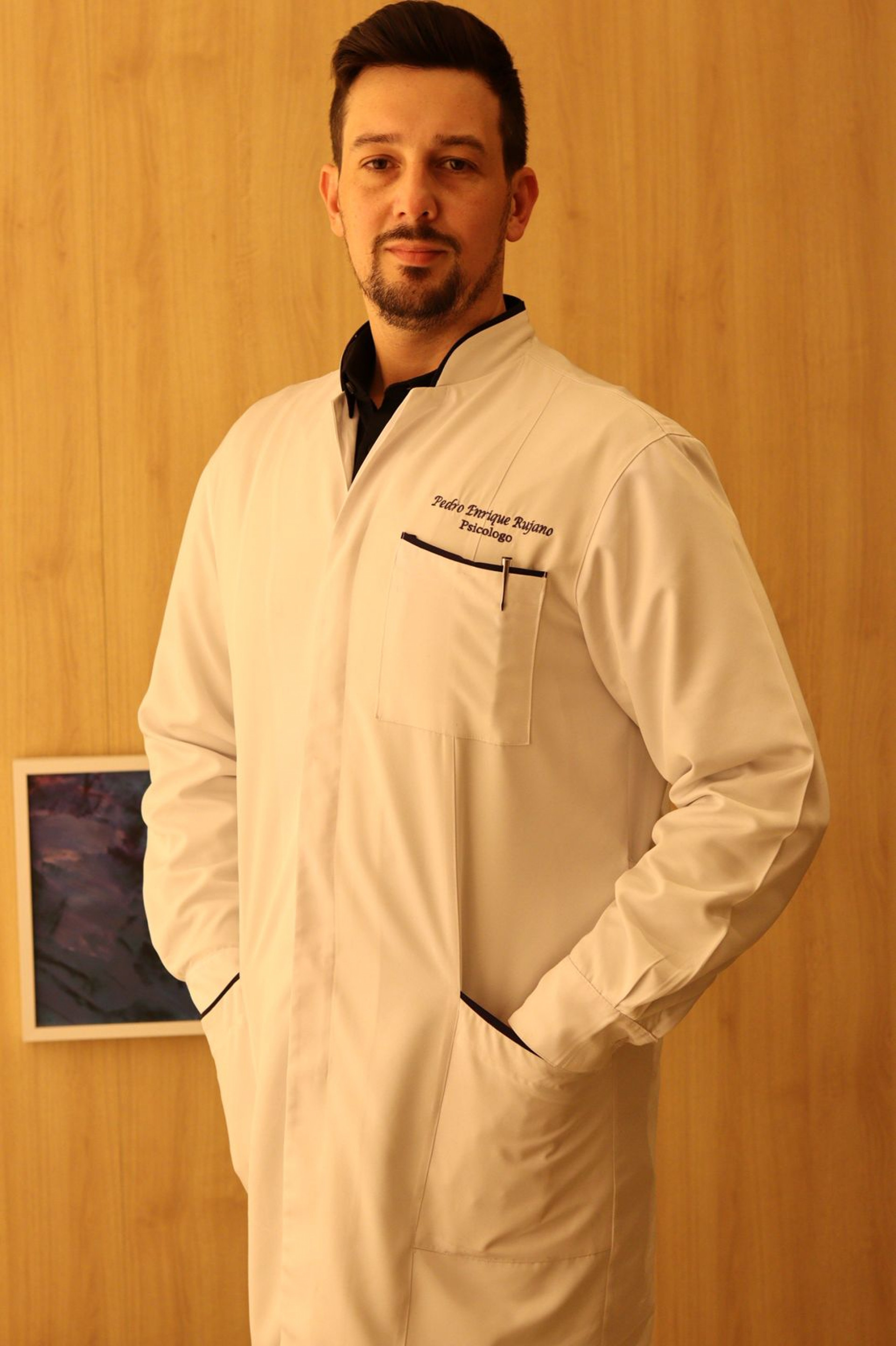 O psicólogo Pedro Henrique Rujano diz que sintomas levam ao sofrimento - Divulgação