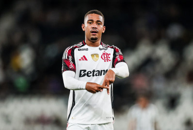 Samuel Lino fala sobre início positivo de Jardim no Flamengo: 'Grupo acreditou na ideia'