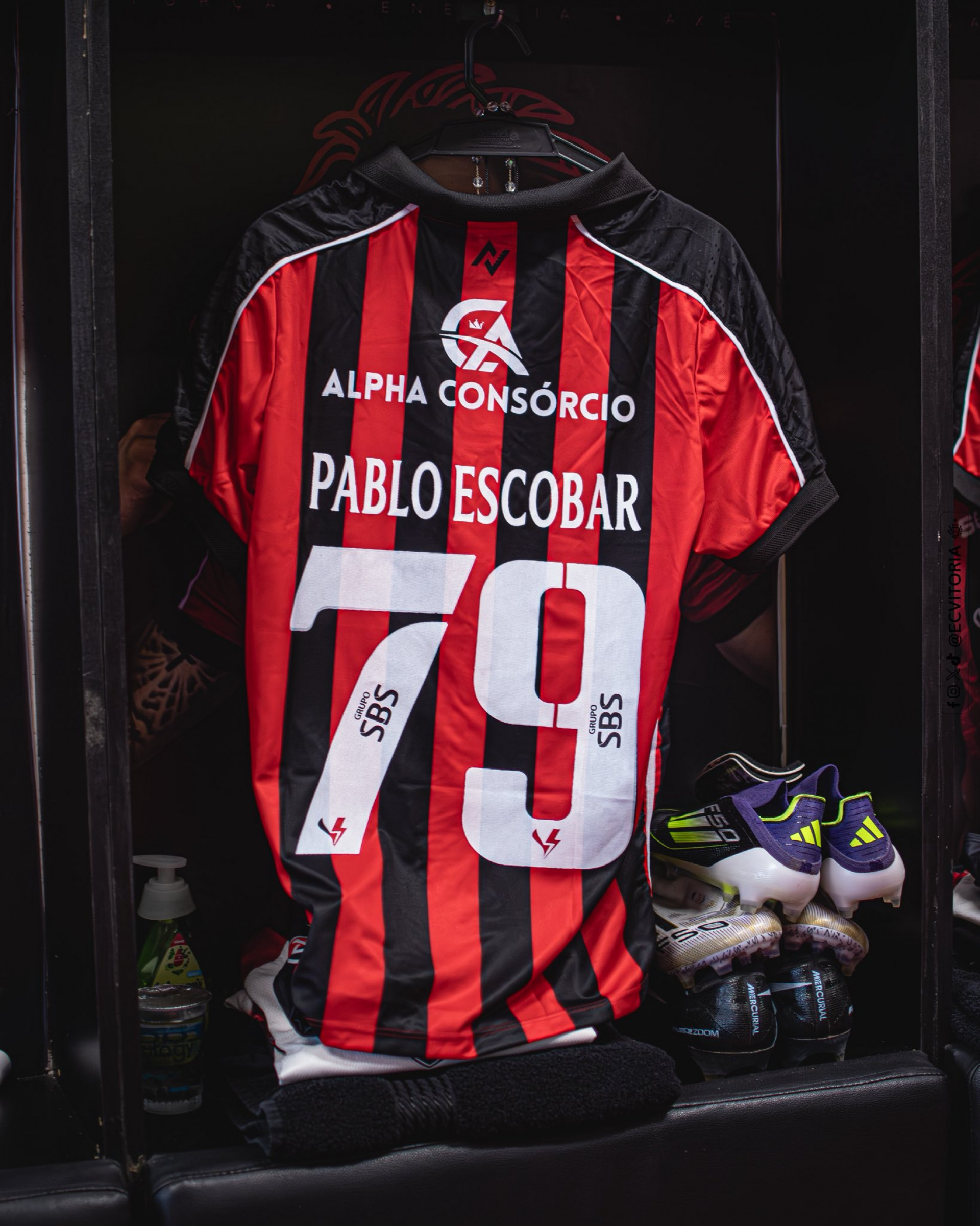 Vitória também homenageou personagem da série 'Narcos' - Victor Ferreira / EC Vitória