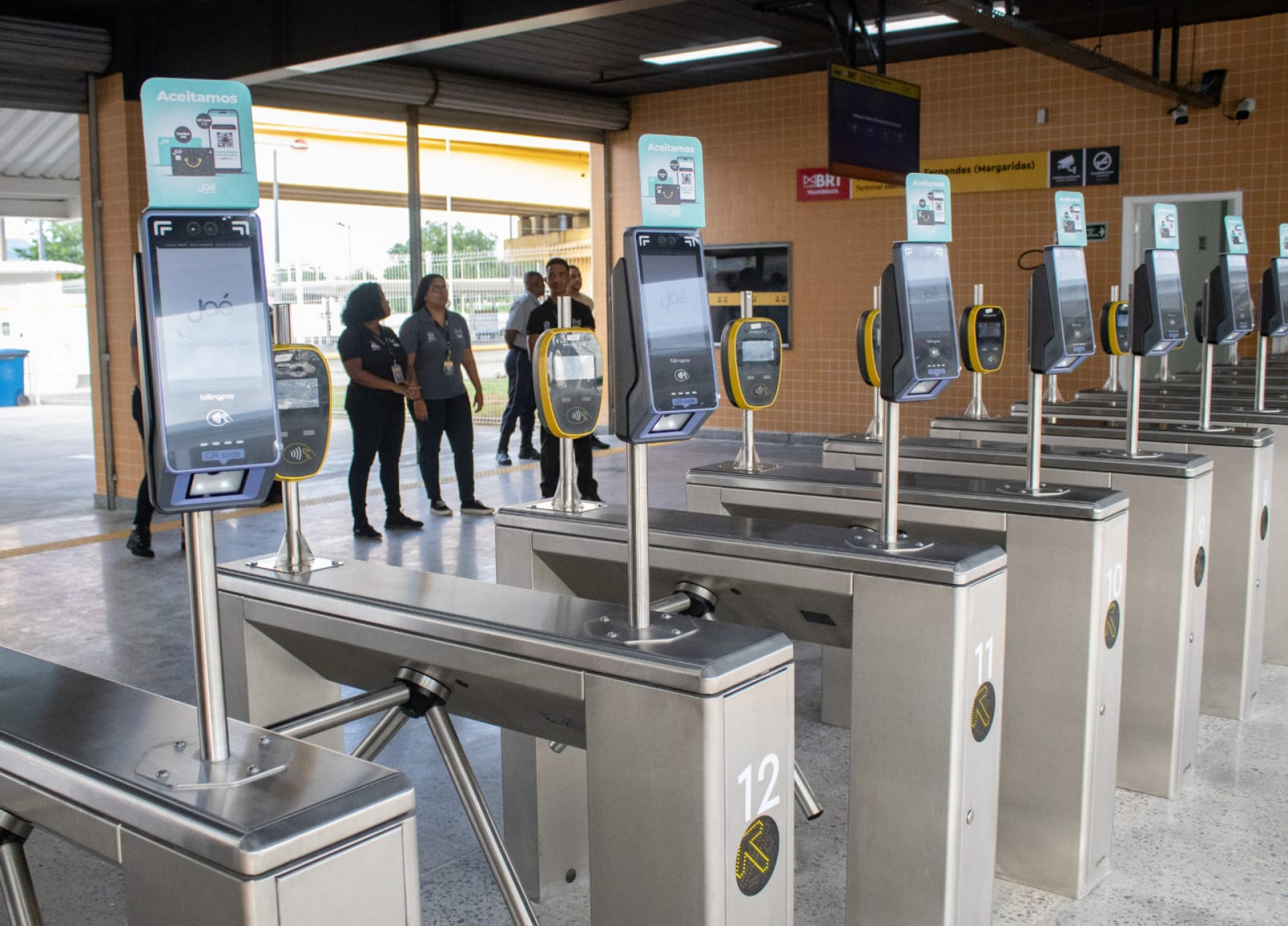 Terminal BRT Metropolitano Pedro Fernandes, em Irajá, na Zona Norte - Érica Martin / Agência O Dia