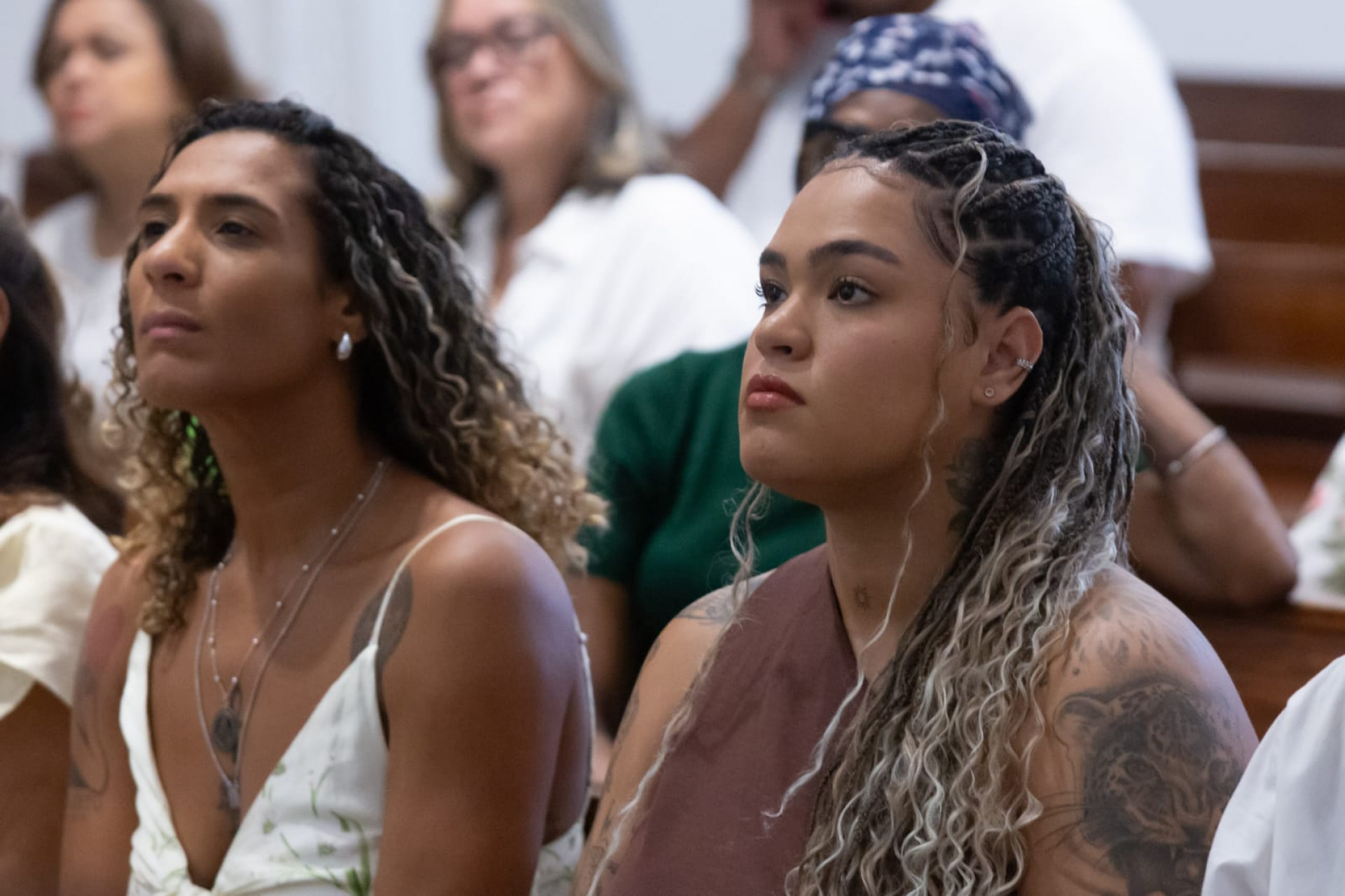 Luyara Santos, filha de Marielle Franco, e Anille, irmã da vereadora assassinada - Érica Martin / Agência O Dia