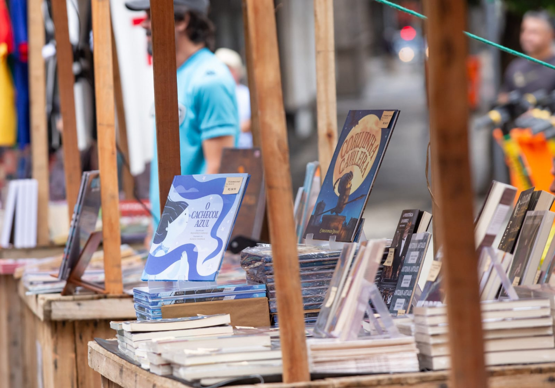 Feira literária no Largo de Santa Rita deve acontece no segundo sábado de todo mês - Érica Martin / Agência O Dia