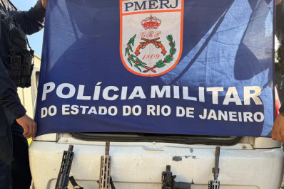 Quatro homens são presos com fuzis em Caxias