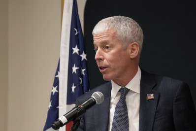 Bloqueio do Estreito de Ormuz é 'mal-estar passageiro', diz secretário de Energia dos EUA