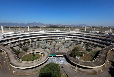 Passageiro é flagrado com cápsulas de cocaína no estômago, no Galeão