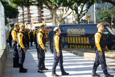 Agentes da Força Municipal começam a atuar nas ruas do Rio