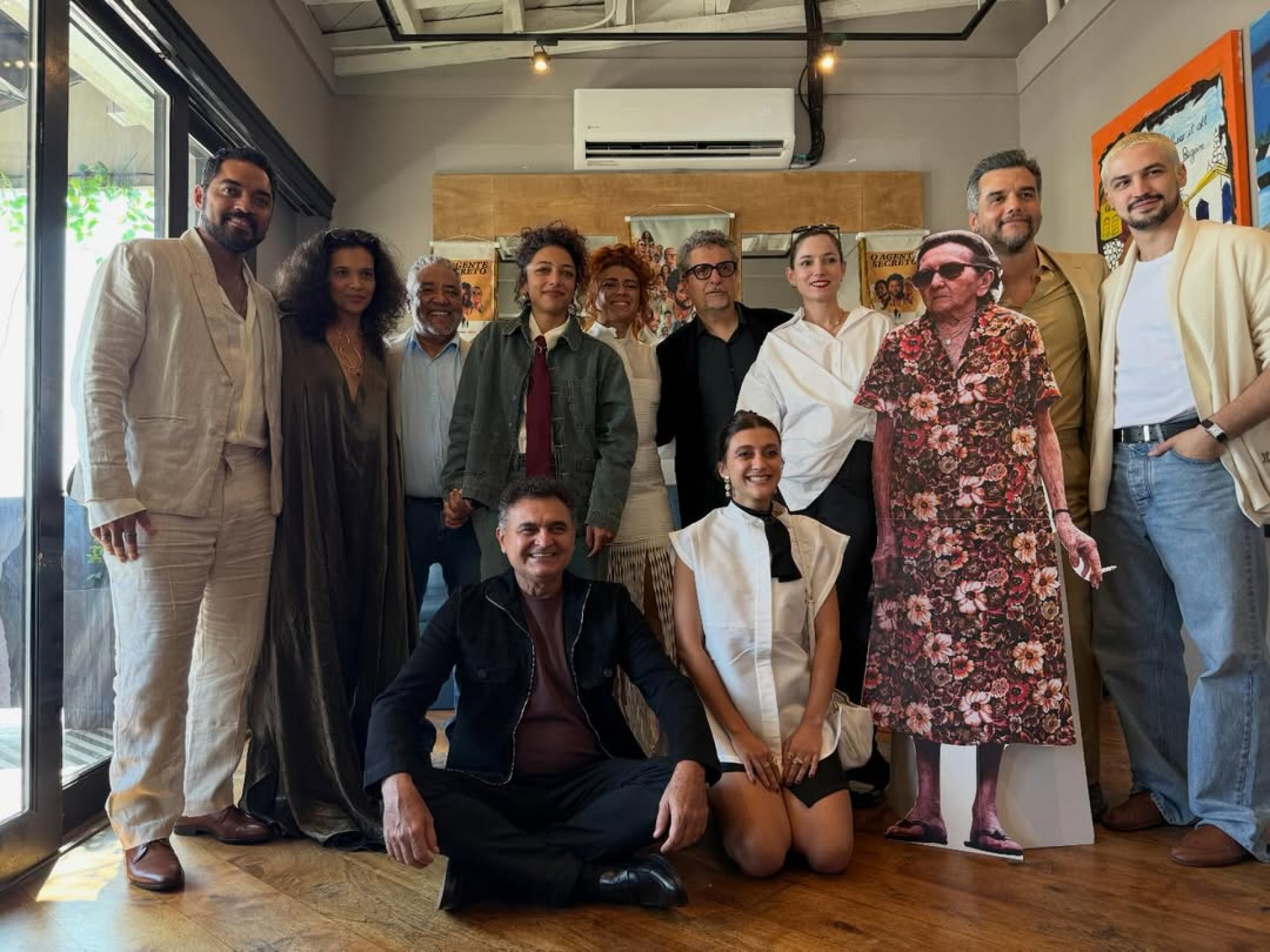 Diretor e elenco de 'O Agente Secreto' rumo ao Oscar 2026 - Reprodução / Instagram