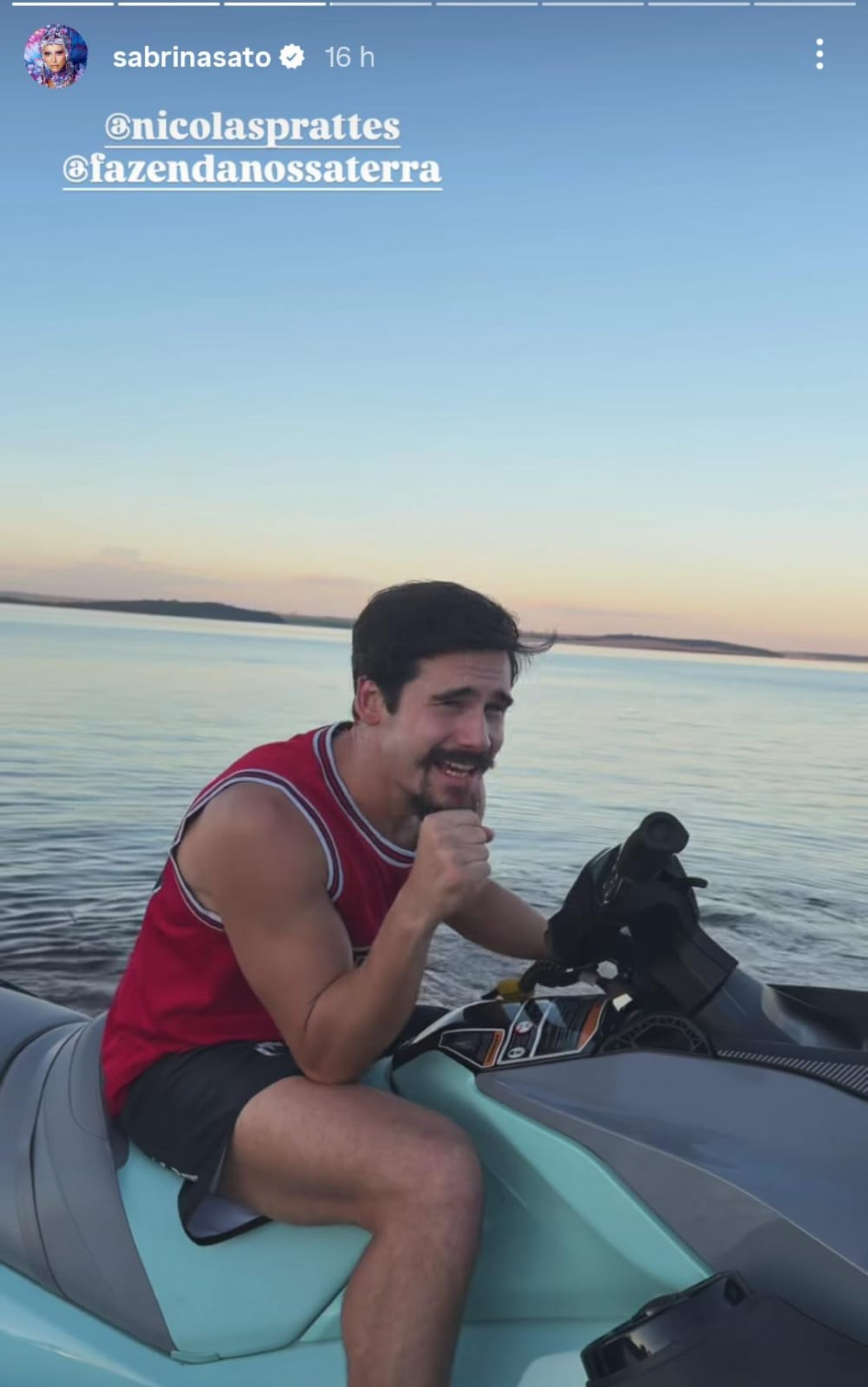 Nicolas Prattes canta música para Sabrina Sato - Reprodução de vídeo / Instagram