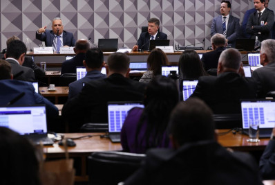 Mendonça proíbe CPMI do INSS de acessar dados de Vorcaro em sala-cofre