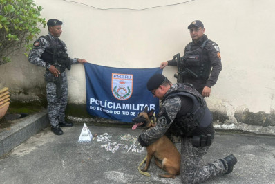 Operação policial termina com dois presos por tráfico de drogas em Casimiro de Abreu