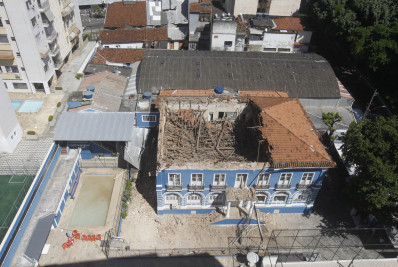 Defesa Civil interdita Casa dos Poveiros por risco de novos desabamentos