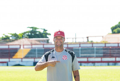 Ídolo do Fluminense, Thiago Neves é o novo técnico do sub-20 do Bangu