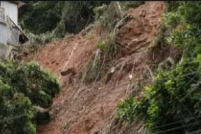 Deslizamento de terra mata um trabalhador e deixa quatro feridos em Angra