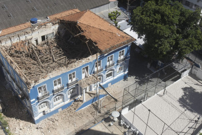 Fotos: Veja como ficou a Casa dos Poveiros após desabamento de parte do telhado