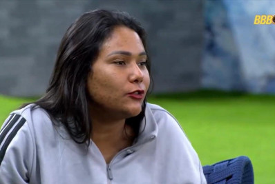 'BBB 26': Chaiany revela beijo escondido com sister em festa: 'Segredo'