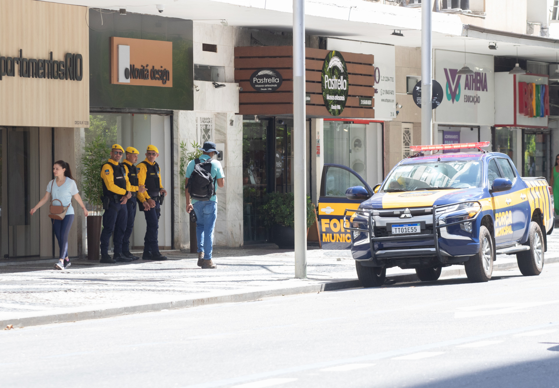 Movimentação da nova guarda municipal no Jardim de Alah, Zona Sul do Rio de Janeiro, na tarde desta segunda-feira (16). - Érica Martin/Agência O Dia