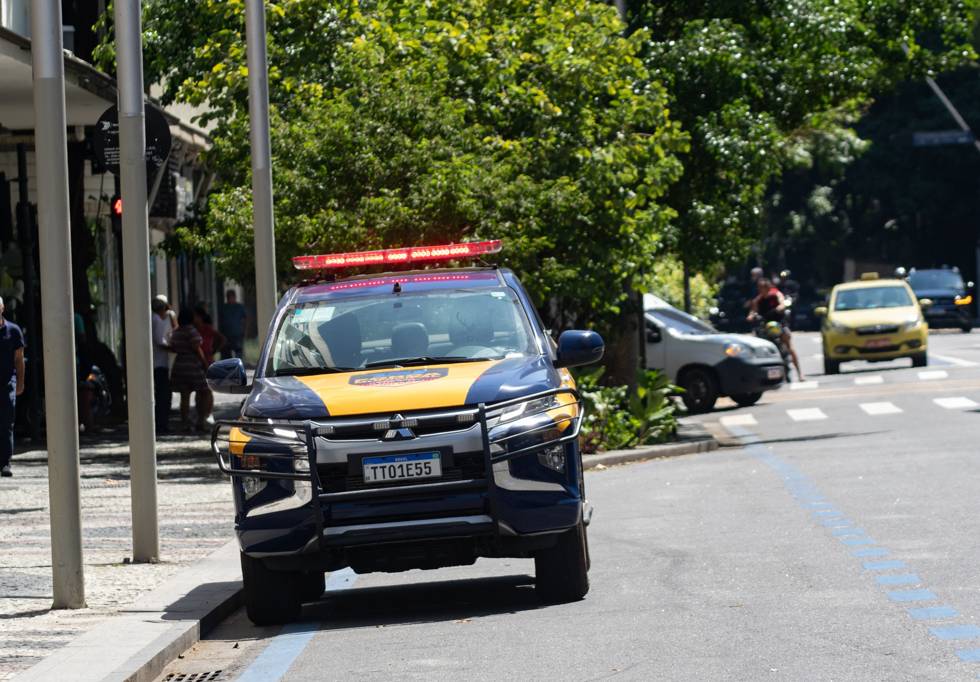 Movimentação da nova guarda municipal no Jardim de Alah, Zona Sul do Rio de Janeiro, na tarde desta segunda-feira (16). - Érica Martin/Agência O Dia