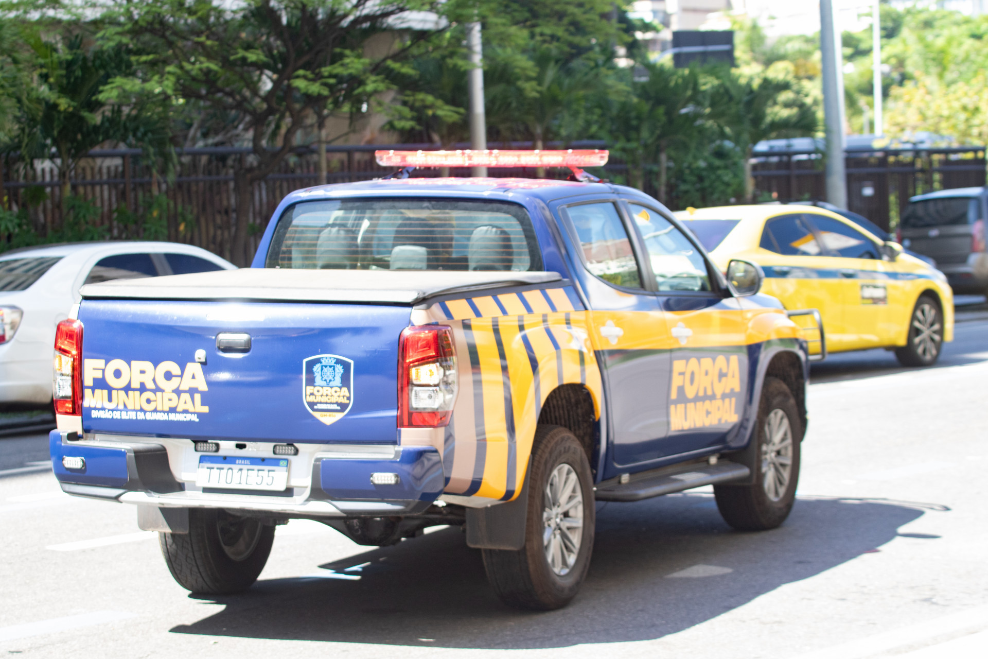 Movimentação da nova guarda municipal no Jardim de Alah, Zona Sul do Rio de Janeiro, na tarde desta segunda-feira (16). - Érica Martin/Agência O Dia