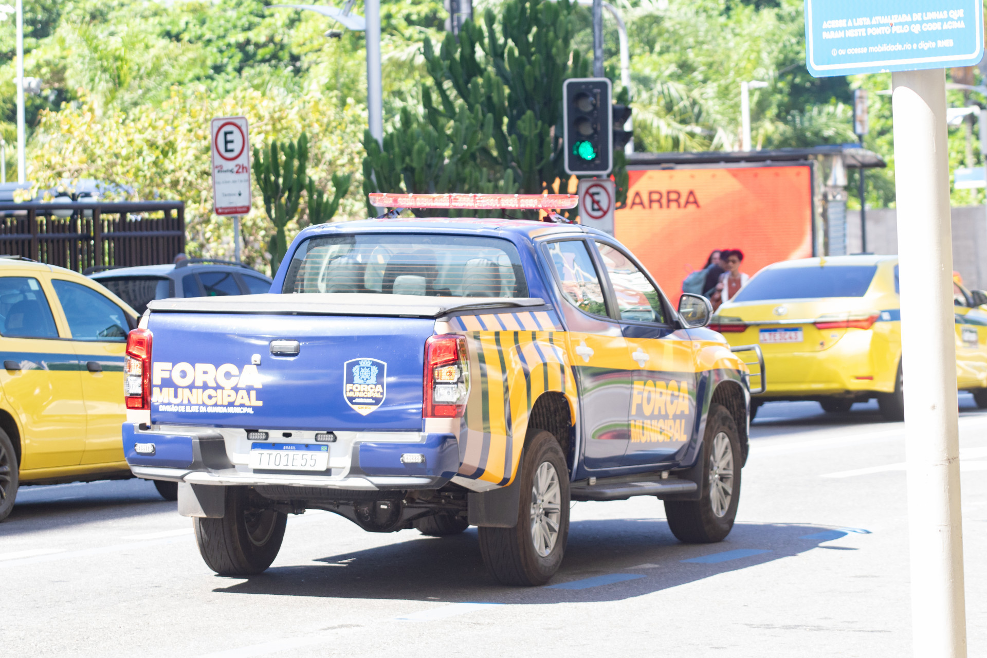 Movimentação da nova guarda municipal no Jardim de Alah, Zona Sul do Rio de Janeiro, na tarde desta segunda-feira (16). - Érica Martin/Agência O Dia