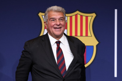 Laporta mostra confiança pela renovação do técnico do Barcelona