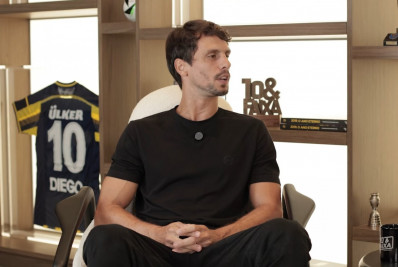Rodrigo Caio explica demissão do Flamengo e cita promessa a Filipe Luís: 'Se você sair, saio junto'