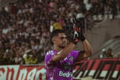 Botafogo avalia a contratação de goleiro uruguaio, diz site colombiano