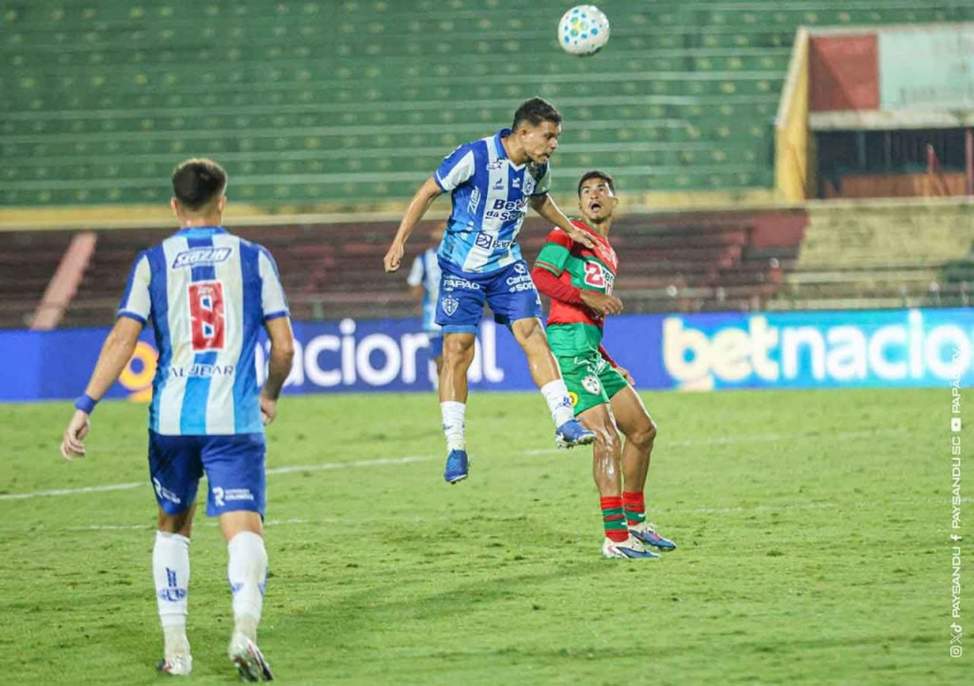 Paysandu vira nos acr&eacute;scimos contra a Portuguesa e se classifica na Copa do Brasil