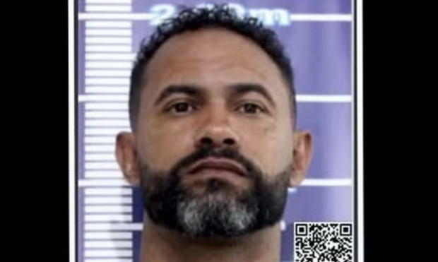 Justiça nega recurso e goleiro Bruno segue foragido