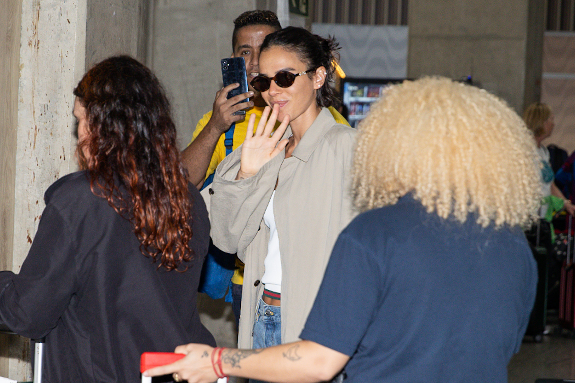 Bruna Marquezine desembarca em aeroporto no Rio - Victor Chapetta / Brazil News