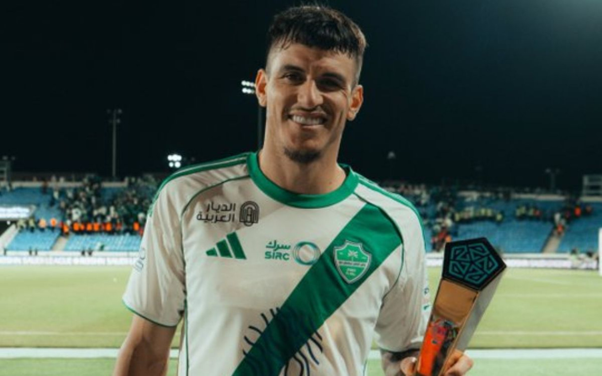 Mesmo jogando pelo Al-Ahli, Iba&ntilde;ez viu o sonho da Copa virar realidade com os problemas f&iacute;sicos de Milit&atilde;o - Divulga&ccedil;&atilde;o/Al-Ahli
